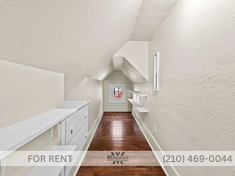 1618 W Kings Hwy #1620-1 — Photo 4