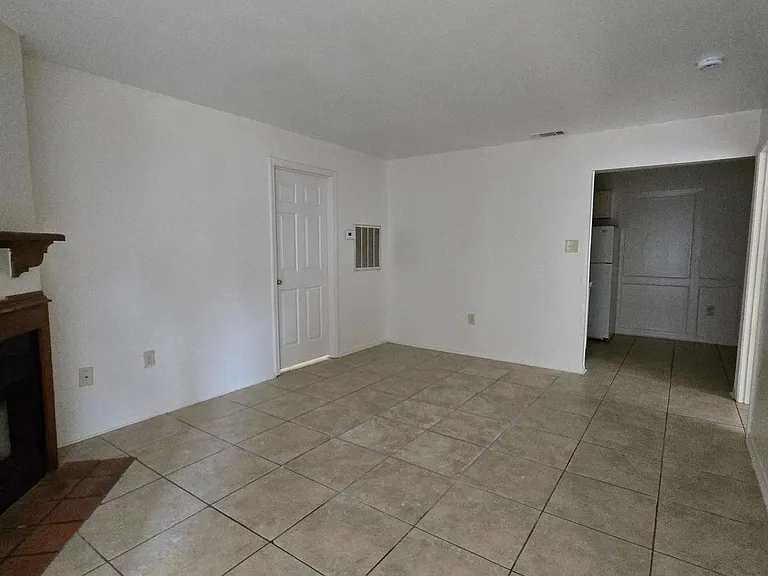 8556 Leake Ave #A-D — Photo 19