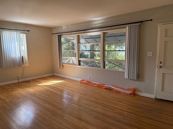 2nd image of 442 S Euclid Ave