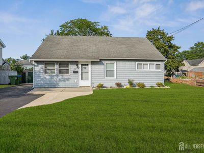 12 Brookville Rd, Edison, NJ, 08817