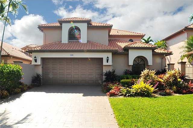 Home For Sale In Broken Sound