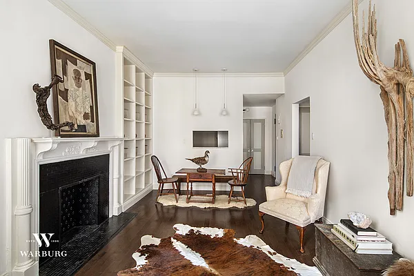 Sold by Warburg | media 3