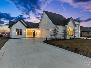 7215 E Osprey Estates Dr, Nampa, ID 83686