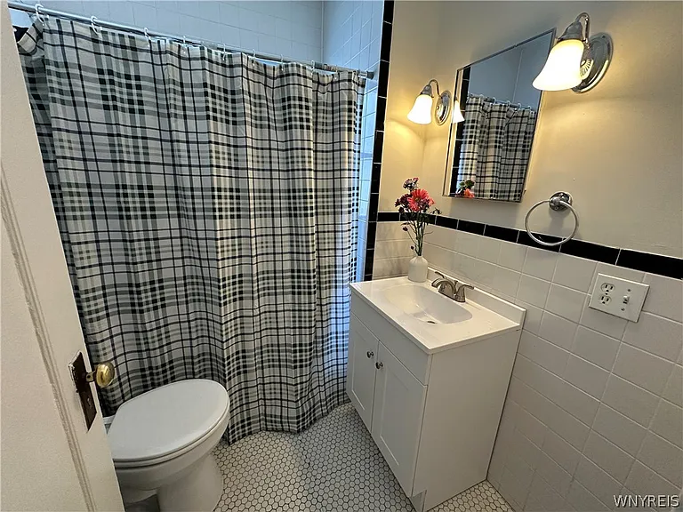 394 Taunton Pl #2 — Photo 23