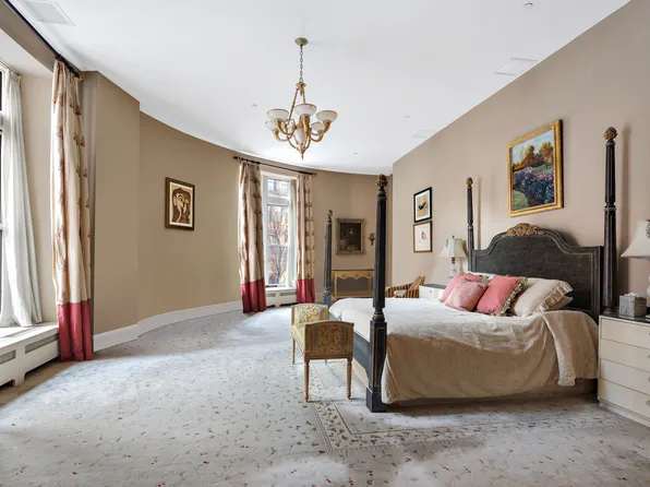 455 Central Park West image 6 of 16