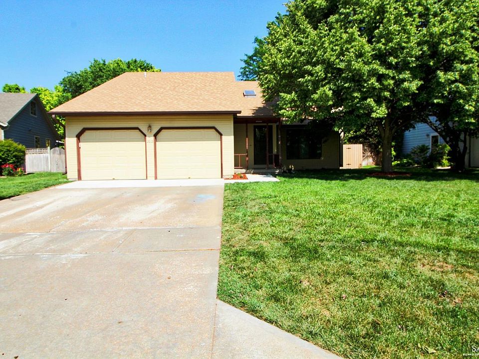 1st image of 2613 Plantation Dr