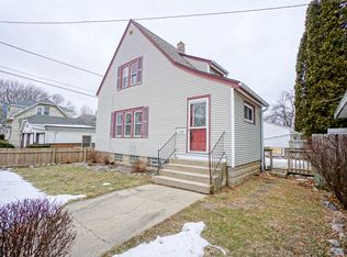 2520 E Ohio Ave, Milwaukee, WI 53207