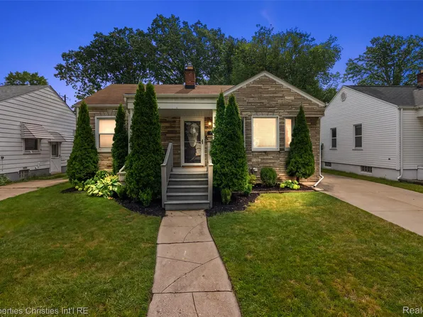 611 S Edgeworth Ave, Royal Oak, MI 48067