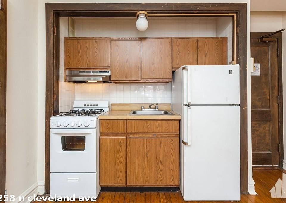 1st image of 2258 N Cleveland Ave #726