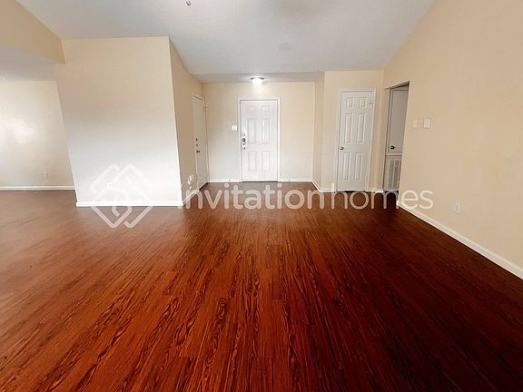2nd image of 1431 Fieldstone Dr