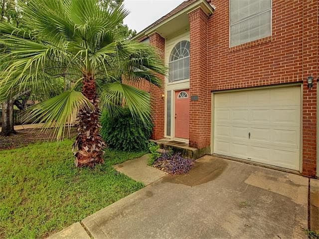 1st image of 704 Fairchild Dr