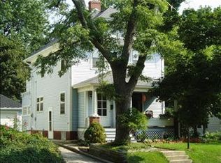 1320 W Maple St, Kalamazoo, MI 49008