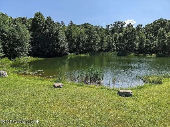 308 Small Mountain Rd, Wapwallopen, PA 18660