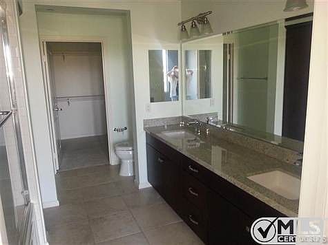 2nd image of 1901 Victoria Ave #204