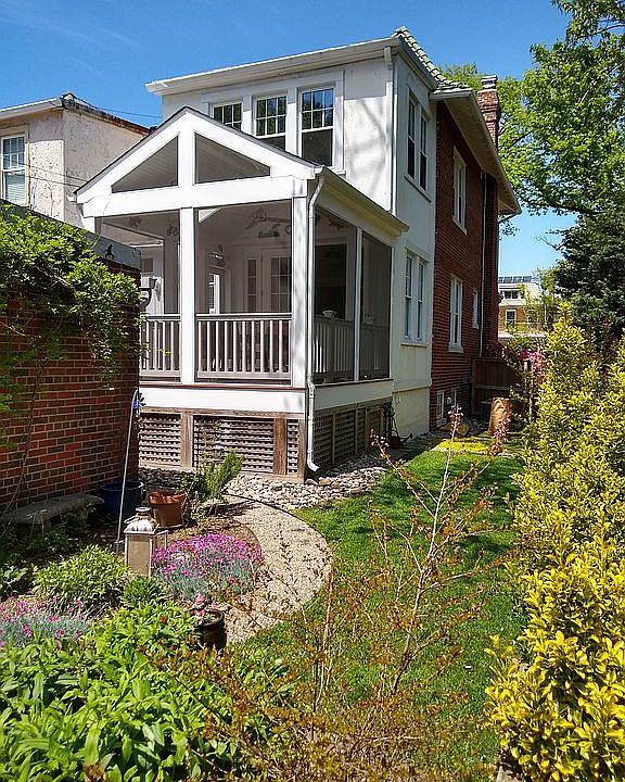 2nd image of 3824 Veazey St NW