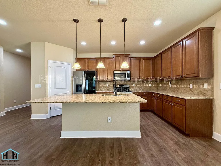 12807 Waterlily Way — Photo 7