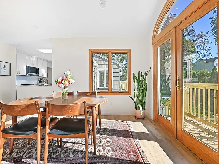8 Millard St — Photo 15