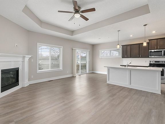 3rd image of 4459 Lower Beaver Rd