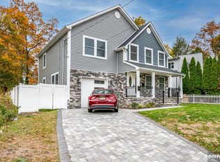 174 Manhattan Ave, Teaneck, NJ 07666