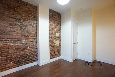 Rented by Rennit Inc.