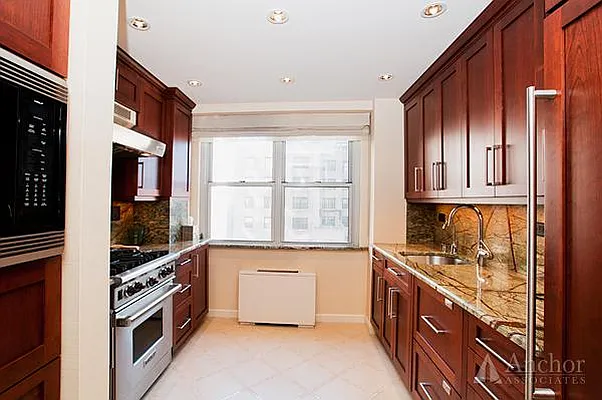 Sold by Anchor Associates | media 14