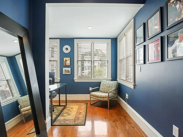 15 Howell St #1 — Photo 16