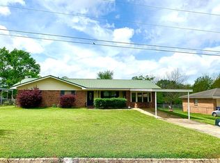 44 Sanders Ct, Cowarts, AL 36321