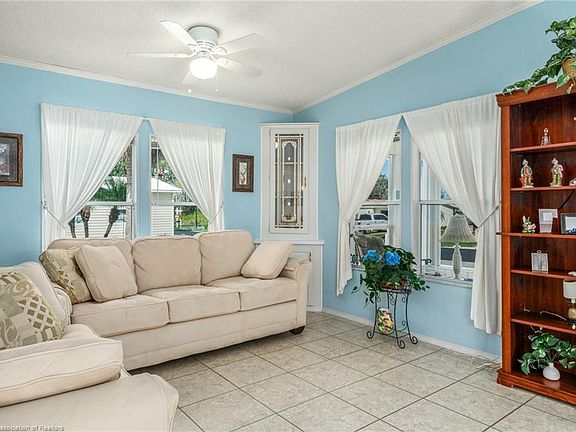 3rd image of 2814 S Dockside Dr