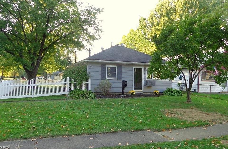 1st image of 841 S Logan St
