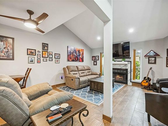 3rd image of 13459 Parkway Boulevard