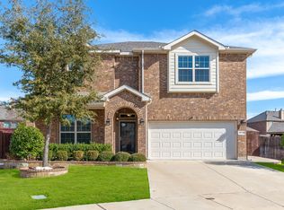 15736 Oak Pointe Dr, Fort Worth, TX 76177