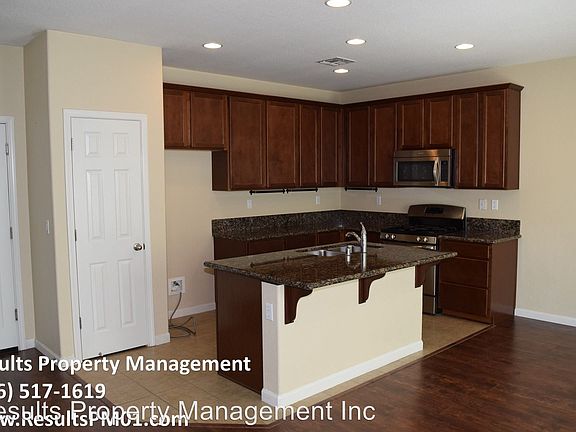 3rd image of 1889 Glenmark Way