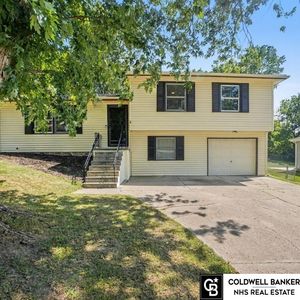 3009 Coffey Ave, Bellevue, NE, 68123
