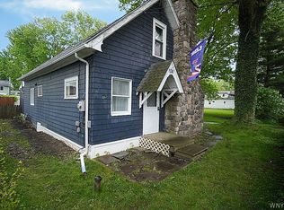6915 Wellington Dr, Derby, NY 14047