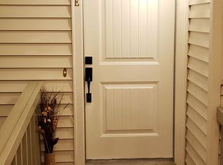 118 Ascot Ct APT E, Moraga, CA 94556