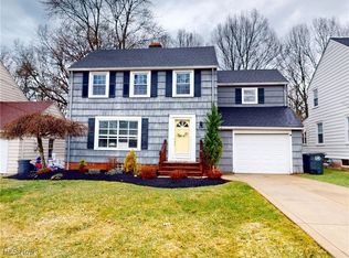 5015 Anderson Rd, Lyndhurst, OH 44124