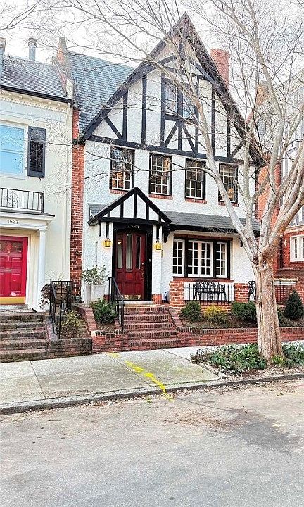 1st image of 1529 West Ave