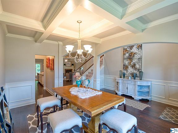 5th image of 813 Chesire Cove Ln