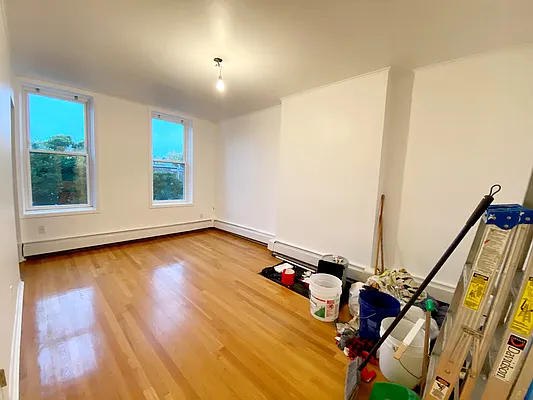 Rented by Brooklyn Property Group LLC | media 24