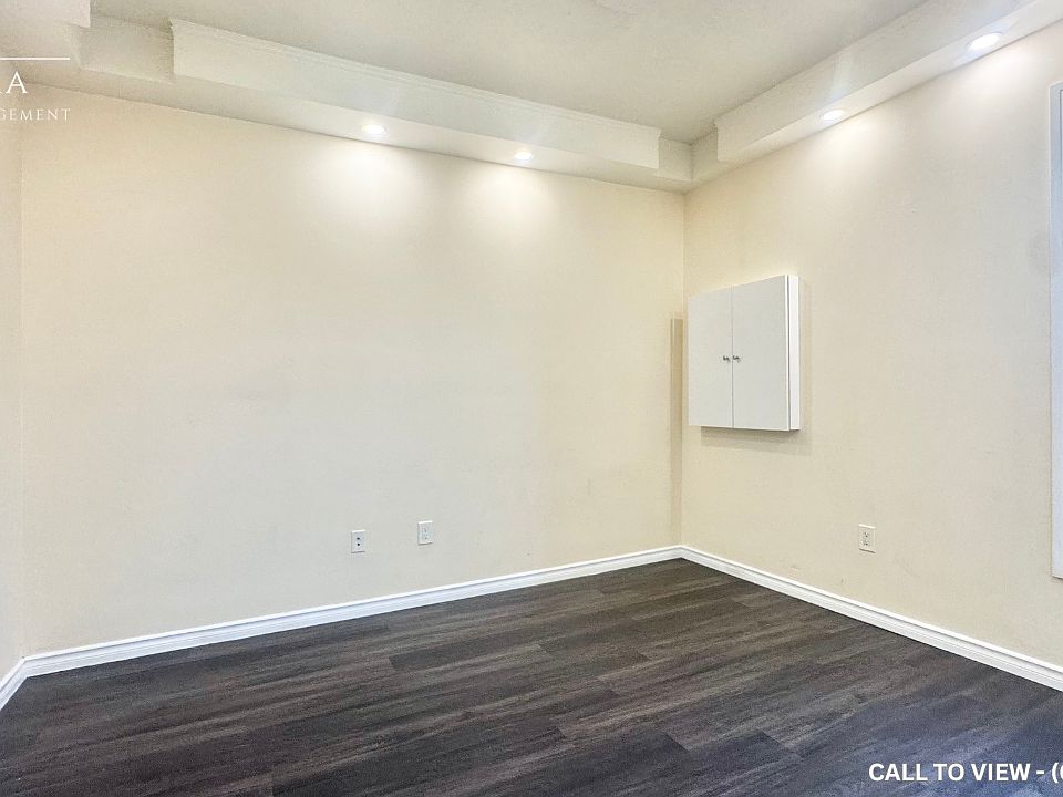 1st image of 301 Bay St N #1-2