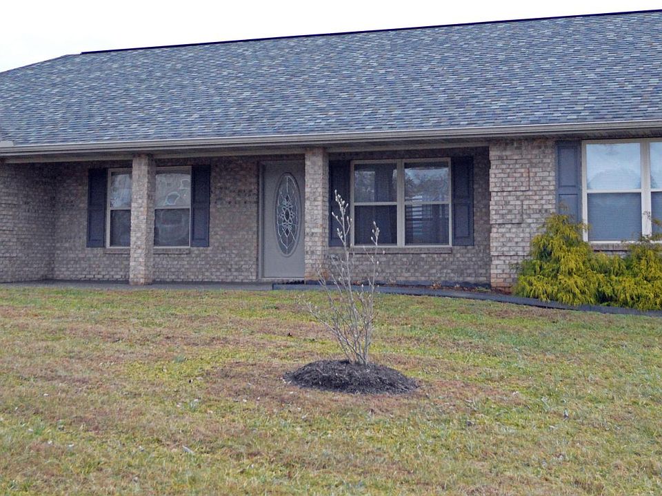 1st image of 504 Hills Gate Cir