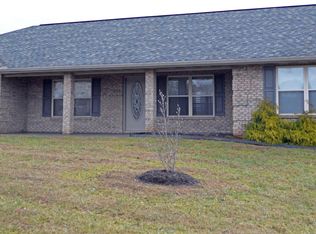 504 Hills Gate Cir, Seymour, TN 37865