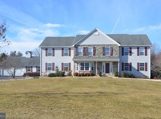 220 E Dickerson Ln, Middletown, DE 19709