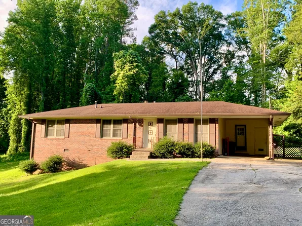 140 Julia Ct, Toccoa, GA 30577