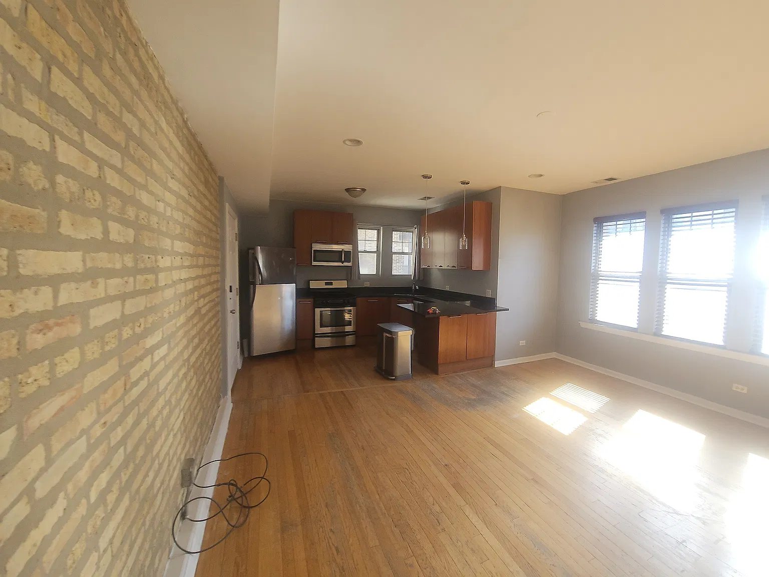 5721 N Kimball Avenue — Photo 3
