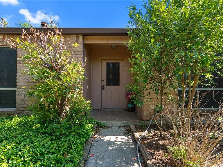8342 Silvan Wind Ln — Photo 7