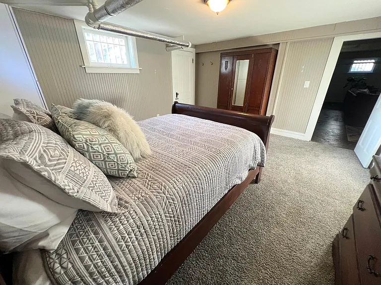 2520 Jefferson Ave — Photo 26