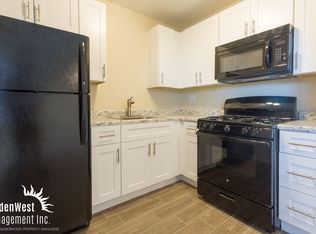 7956 W Glendale Ave APT 2, Glendale, AZ 85303