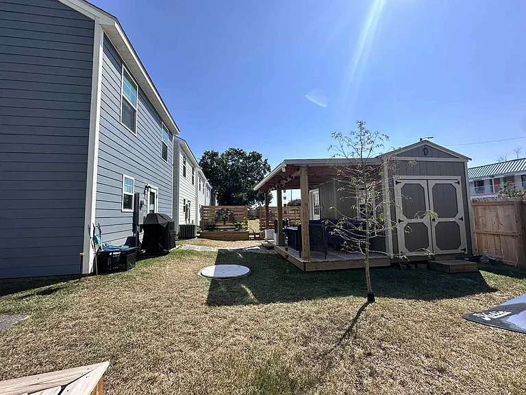 145 Coral Breeze Dr — Photo 4