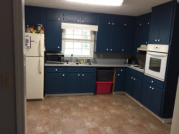 4th image of 3421 Sweetwater Dr